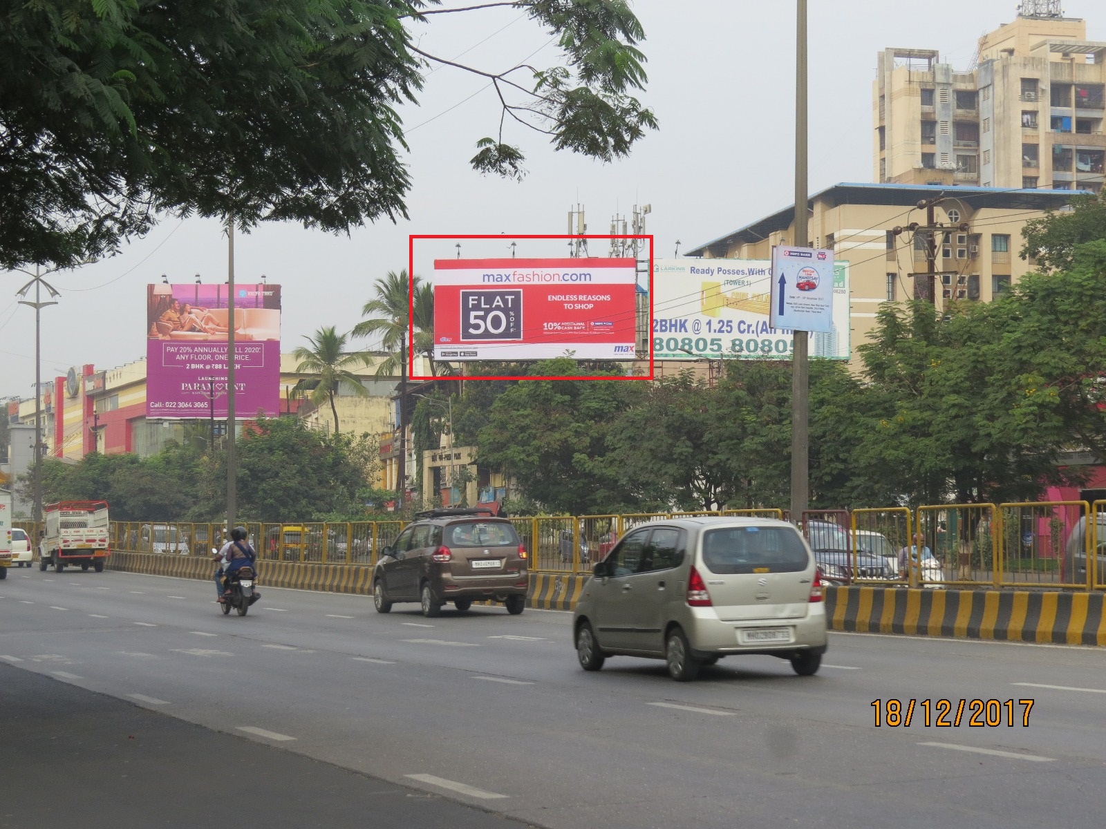 Pioneer Advertising Thane R Mall Ghodbunder Road Hoarding R Mall